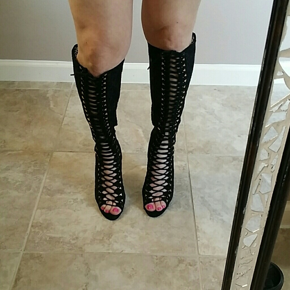 LFL black lace up boots NEW